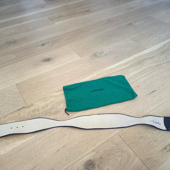 Bottega Veneta Woven Intrecciato Plum Leather Belt - Picture 3 of 6